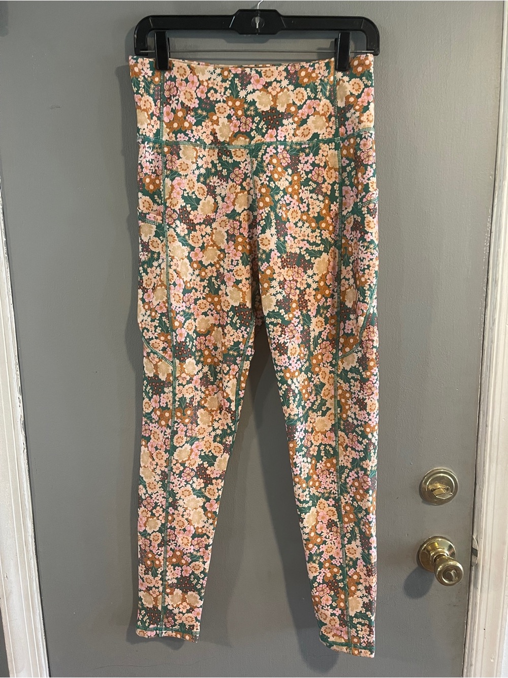 Ebb & Flow Floral Pocket Leggings Size L